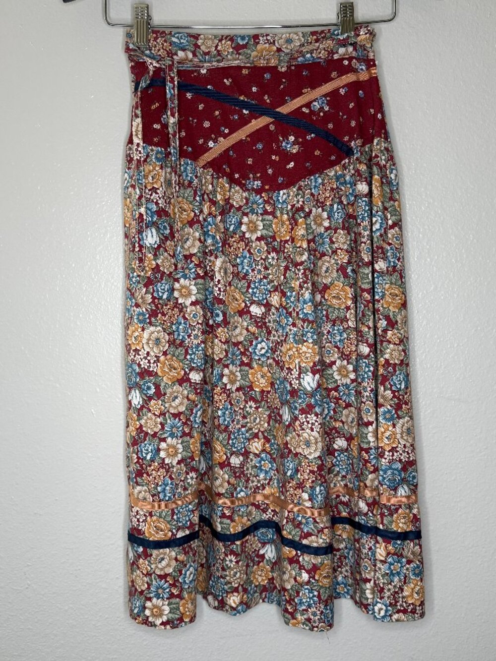 Vintage 70s Floral A-Line Cottagecore Prairie Skirt | Size XXS/XS